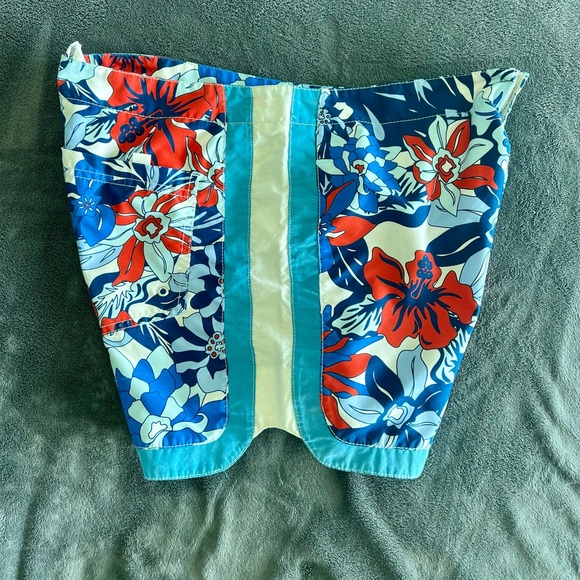 Dolce & Gabbana men’s beach wear shorts M - Picture 4 of 8